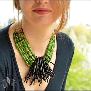 Truly unique green necklace